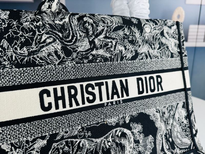 Christian Dior Shopping Bags